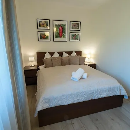 Family - W Dolinie Szczescia Apartamentowiec Bawaria Daire Szklarska Poreba